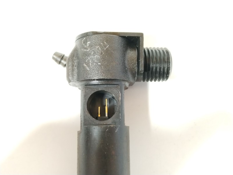 Recambio de inyector para kia cee´d spirit referencia OEM IAM 338002A780 EMBR00203D 120507