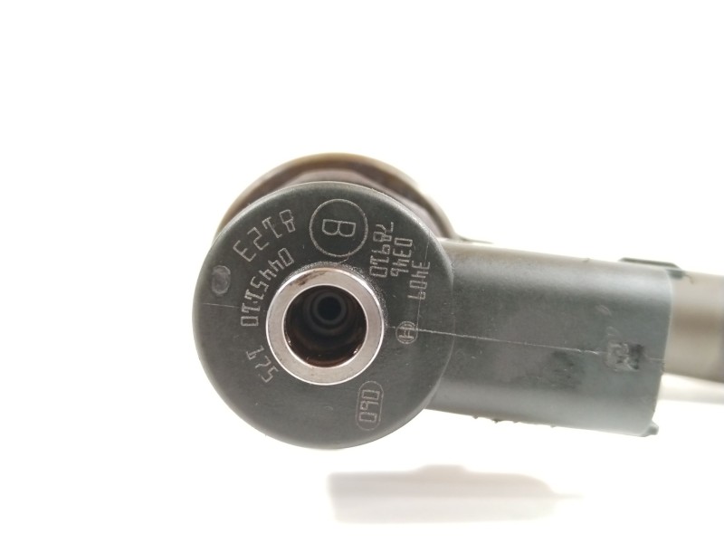 Recambio de inyector para opel astra h (a04) 1.7 cdti (l48) referencia OEM IAM 0445110175  