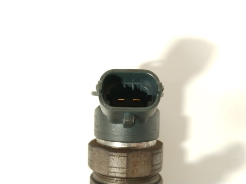 Recambio de inyector para peugeot bipper (aa_) 1.4 hdi referencia OEM IAM 0445110252 1980K2 565889