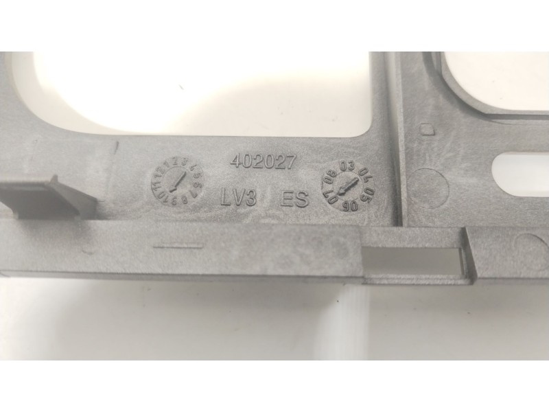 Recambio de rejilla aireadora para seat altea (5p1) 2.0 tdi 16v referencia OEM IAM 5P1819110J  