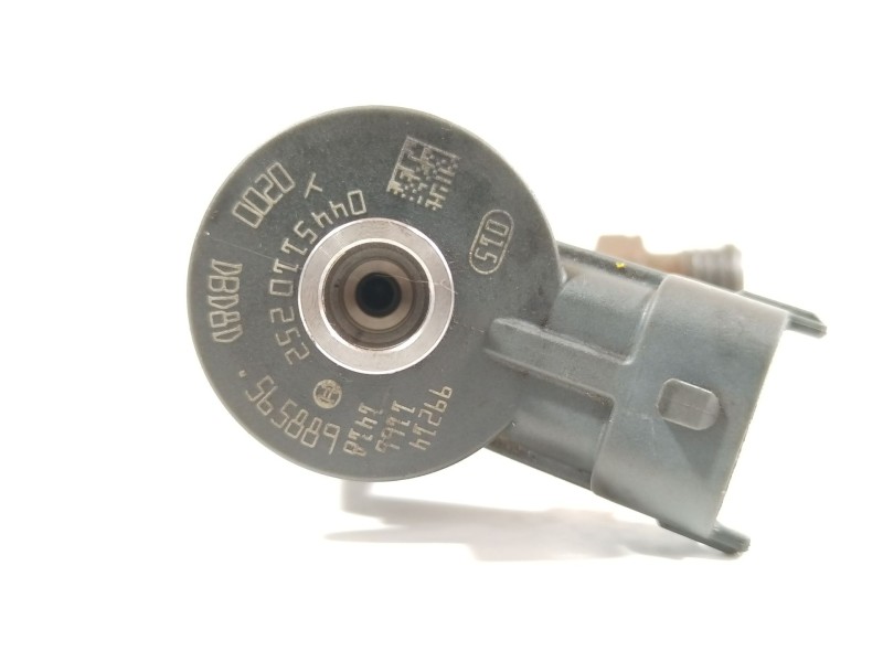 Recambio de inyector para peugeot bipper (aa_) 1.4 hdi referencia OEM IAM 0445110252 1980K2 565889