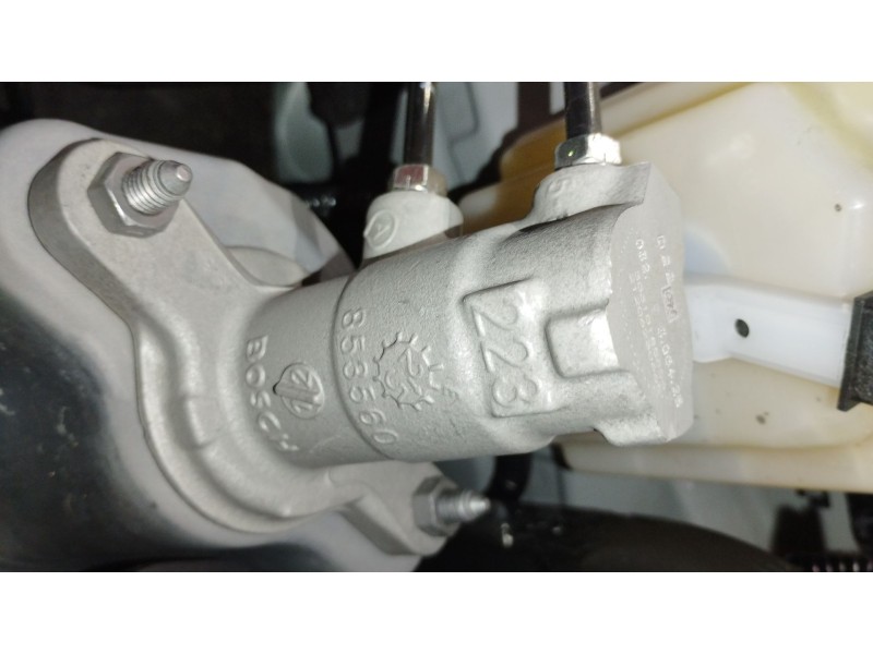 Recambio de bomba freno para toyota yaris (_p21_, _pa1_, _ph1_) 1.5 hybrid (mxph11) referencia OEM IAM 472100D060  