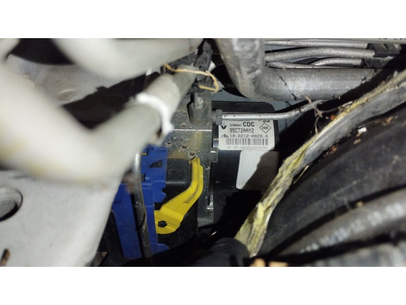 Recambio de abs para renault megane iii hatchback (bz0/1_, b3_) 1.5 dci (bz0c) referencia OEM IAM 476602272R  