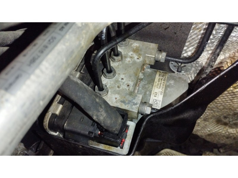 Recambio de abs para audi q2 (gab, gag) 35 tfsi referencia OEM IAM 5Q0614517DD  