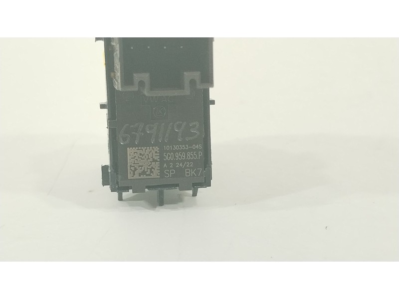 Recambio de mando elevalunas delantero derecho para seat ibiza (kj1) fr referencia OEM IAM 5G0959857F  