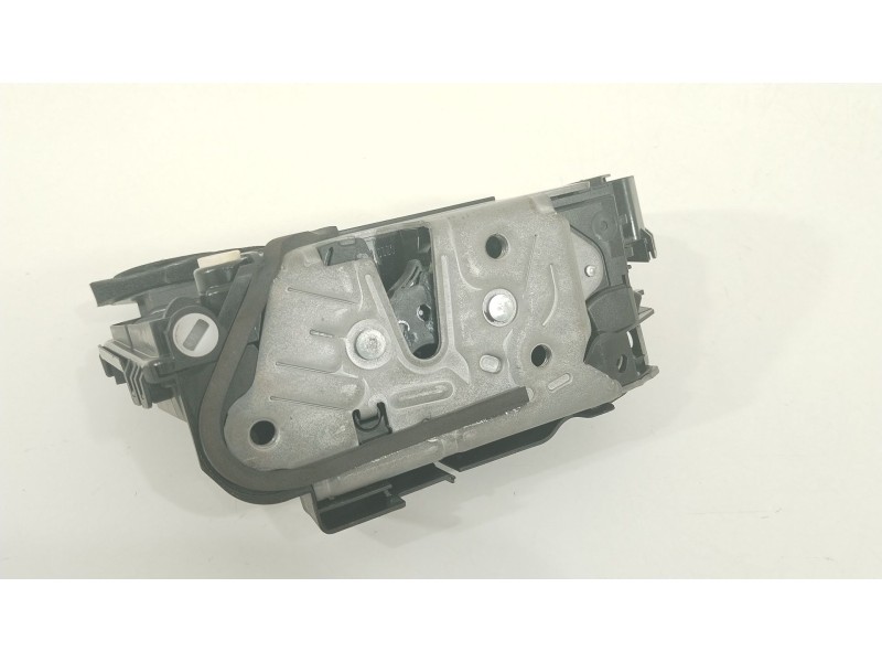 Recambio de cerradura puerta trasera izquierda para seat ibiza (kj1) fr referencia OEM IAM 5TA839015P  