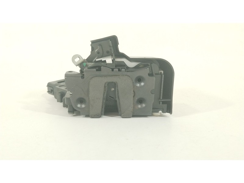 Recambio de cerradura puerta trasera izquierda para ford mondeo iv (ba7) 2.0 referencia OEM IAM 6M2AR26413BB  