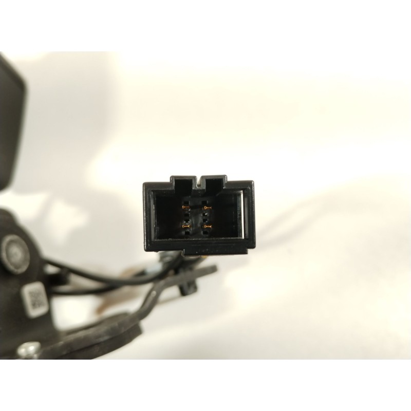 Recambio de enganche cinturon trasero central para cupra leon (kl1, ku1, kug) 2.0 tsi referencia OEM IAM 5FA857739  