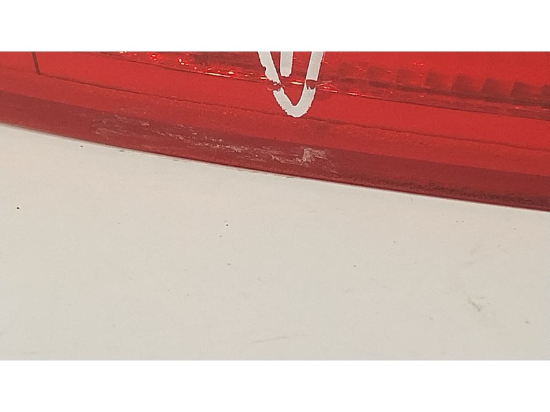 Recambio de piloto trasero izquierdo para ford mondeo iv (ba7) 2.0 referencia OEM IAM 9EL176575  
