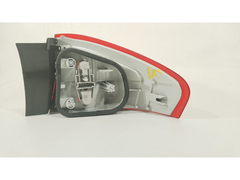 Recambio de piloto trasero izquierdo para ford mondeo iv (ba7) 2.0 referencia OEM IAM 9EL176575  