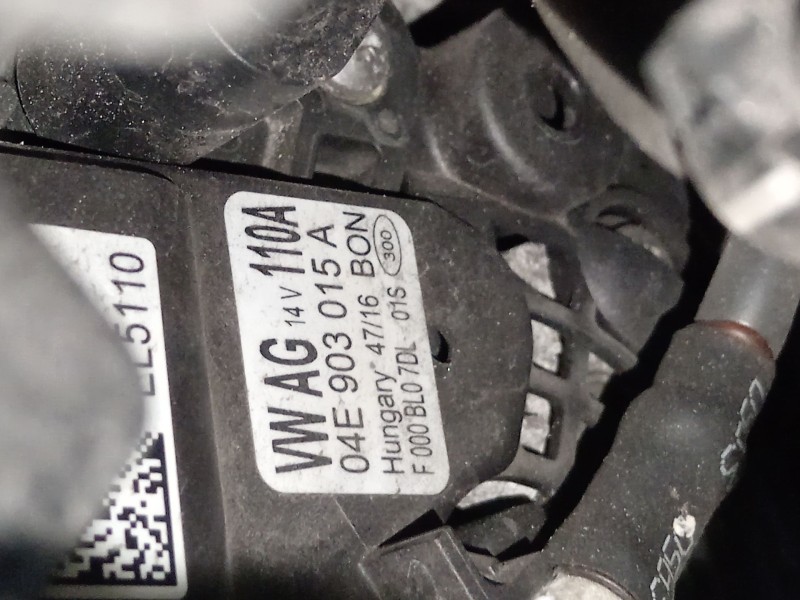 Recambio de alternador para seat leon (5f1) 1.2 tsi referencia OEM IAM 04E903015A  
