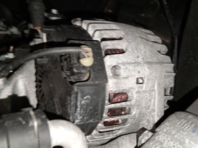 Recambio de alternador para opel astra j gtc 2.0 cdti (08) referencia OEM IAM 13588305 TG12C172 