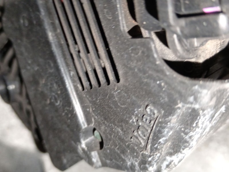 Recambio de alternador para opel astra j gtc 2.0 cdti (08) referencia OEM IAM 13588305 TG12C172 