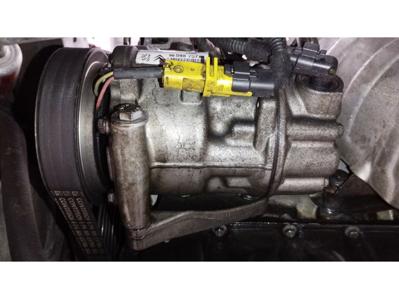 Recambio de compresor aire acondicionado para peugeot 207/207+ (wa_, wc_) 1.4 16v referencia OEM IAM 9659875780  