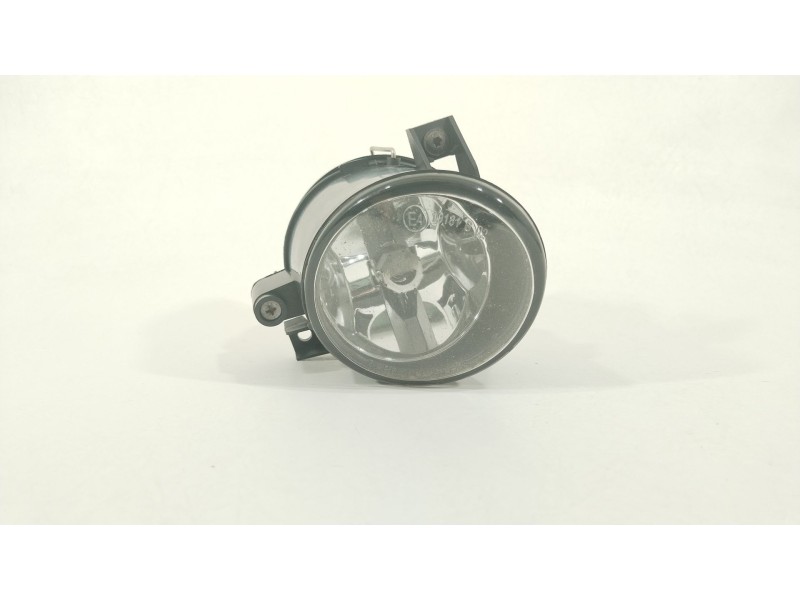 Recambio de faro antiniebla derecho para seat leon (1p1) 1.9 tdi referencia OEM IAM 5P0941704 084412017R 