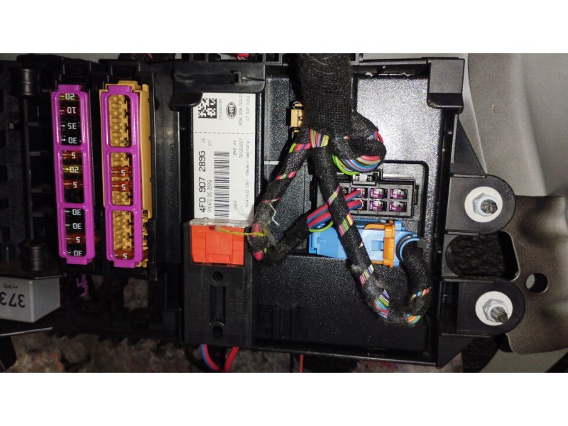 Recambio de modulo electronico para audi s6 berlina 4f2 referencia OEM IAM 4F0907289G  