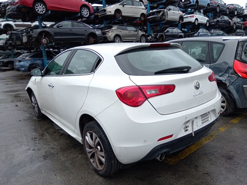 alfa romeo giulietta (940_) del año 2012