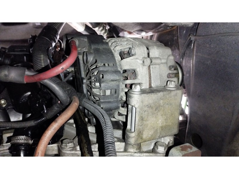 Recambio de alternador para opel tigra twintop (x04) 1.3 cdti (r97) referencia OEM IAM 13117279 TG9S015 