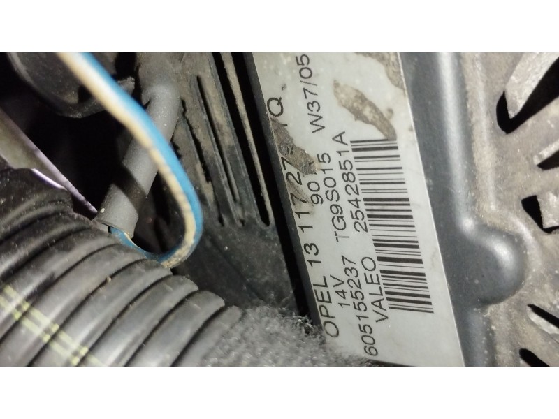 Recambio de alternador para opel tigra twintop (x04) 1.3 cdti (r97) referencia OEM IAM 13117279 TG9S015 