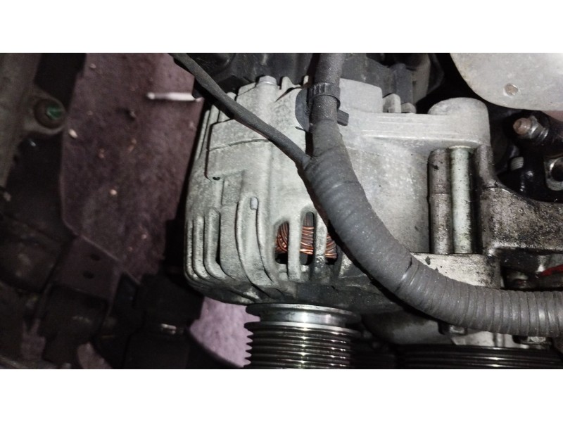 Recambio de alternador para hyundai i30 station wagon (fd) 1.6 crdi referencia OEM IAM 2655475  373002A110