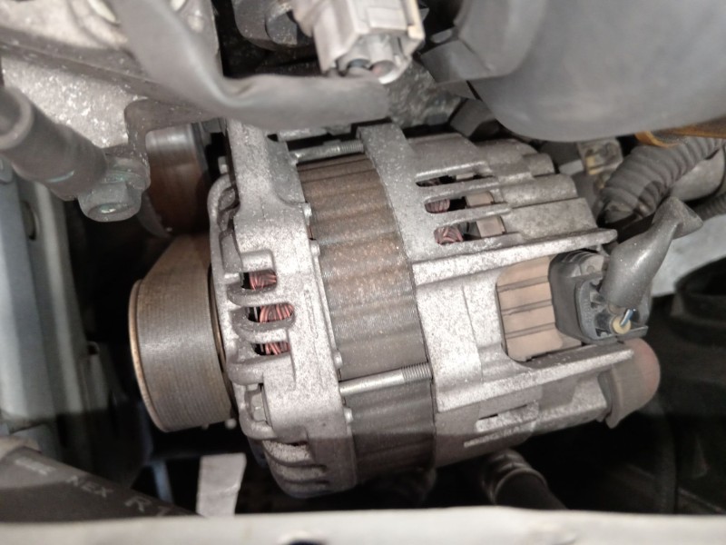 Recambio de alternador para nissan micra iv (k13k, k13kk) 1.2 referencia OEM IAM 231001HH1A  
