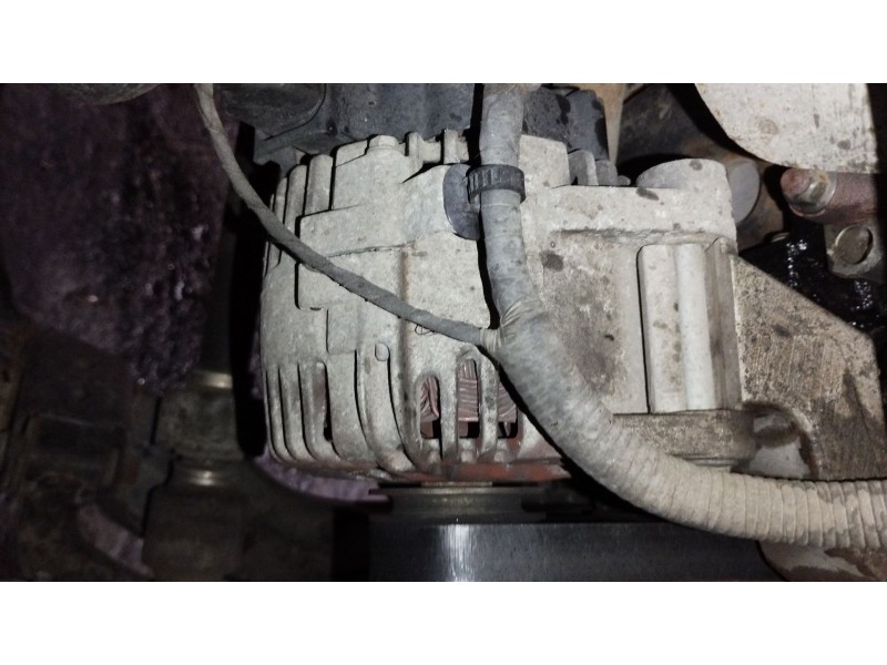 Recambio de alternador para hyundai i30 (fd) 1.6 crdi referencia OEM IAM 373002A110 2655475 