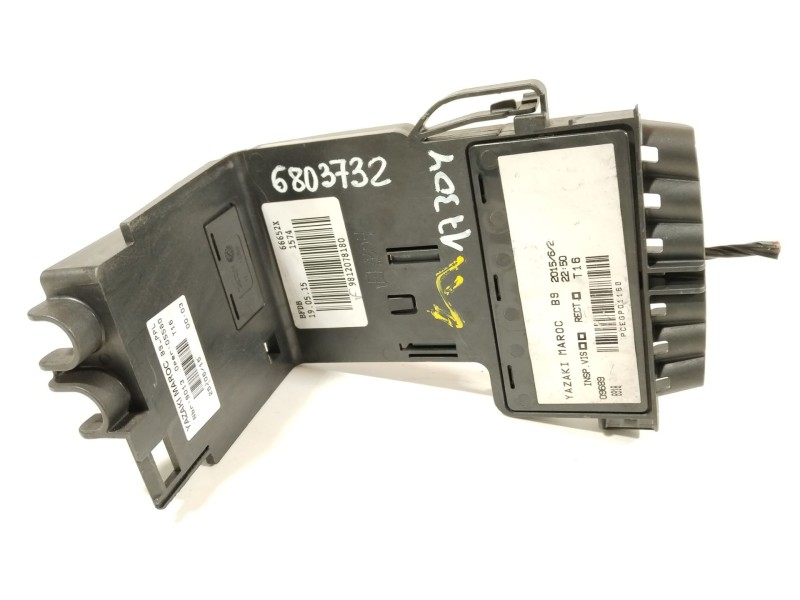 Recambio de caja reles / fusibles para peugeot partner furgoneta/monovolumen 1.6 hdi referencia OEM IAM 9812078180 66652X 
