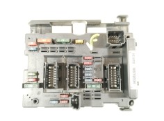 Recambio de caja reles / fusibles para peugeot 307 cc (3b) 2.0 16v referencia OEM IAM 9650663980 BSMB4 33779804