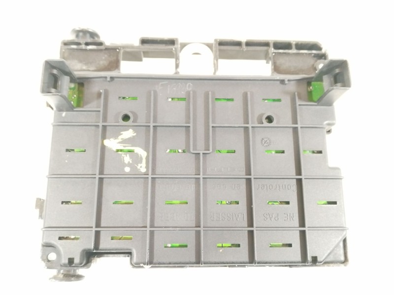 Recambio de caja reles / fusibles para peugeot 307 cc (3b) 2.0 16v referencia OEM IAM 9650663980 BSMB4 33779804