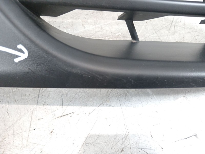 Recambio de rejilla paragolpes derecha para peugeot traveller autobús (v_) 2.0 bluehdi 145 referencia OEM IAM 9811713877 1594081