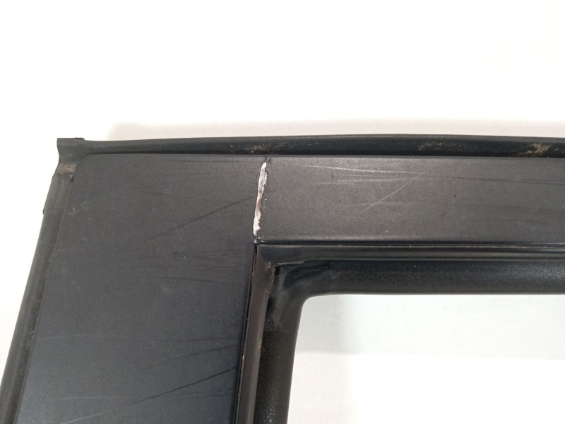 Recambio de puerta trasera izquierda para kia carens iv 1.7 crdi referencia OEM IAM 77003A4000  