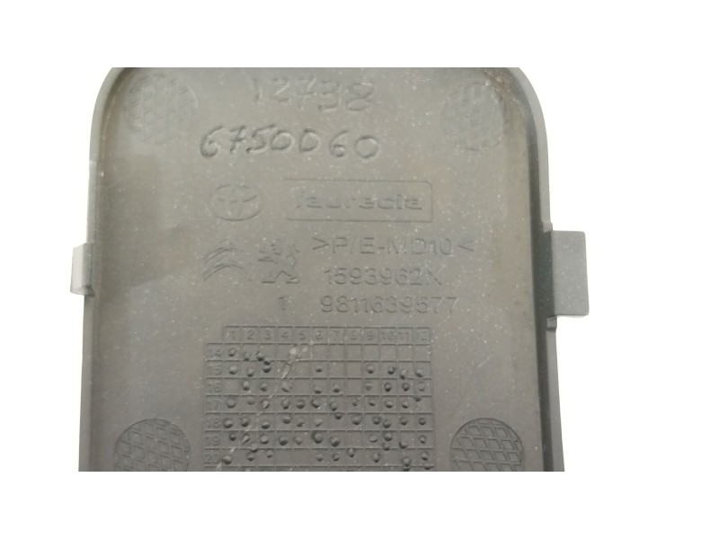 Recambio de tapa paragolpes para peugeot traveller autobús (v_) 2.0 bluehdi 145 referencia OEM IAM 9811639577 1593962X 