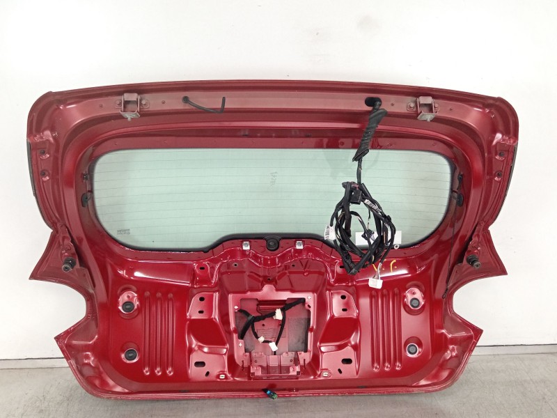 Recambio de porton trasero para dacia sandero iii 1.0 sce 65 referencia OEM IAM 901004249R  