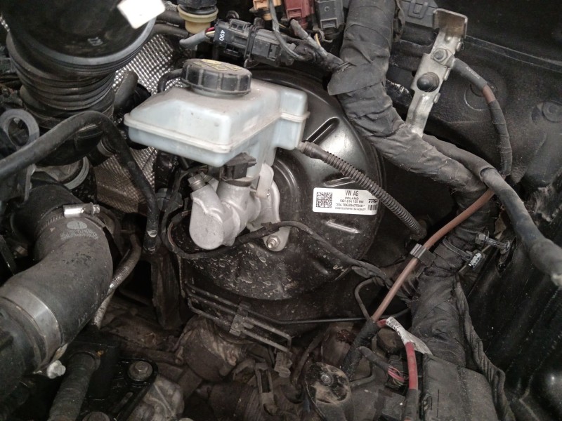 Recambio de servofreno para audi a3 limousine (8vs, 8vm) 2.0 tdi referencia OEM IAM 5Q1614105BN  