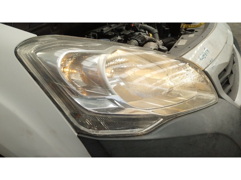 Recambio de faro derecho para peugeot partner furgoneta/monovolumen 1.6 hdi referencia OEM IAM 9682828180 89318041 