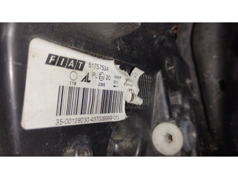 Recambio de faro derecho para fiat bravo ii (198_) 1.4 t-jet (198axg1b) referencia OEM IAM 51757534  