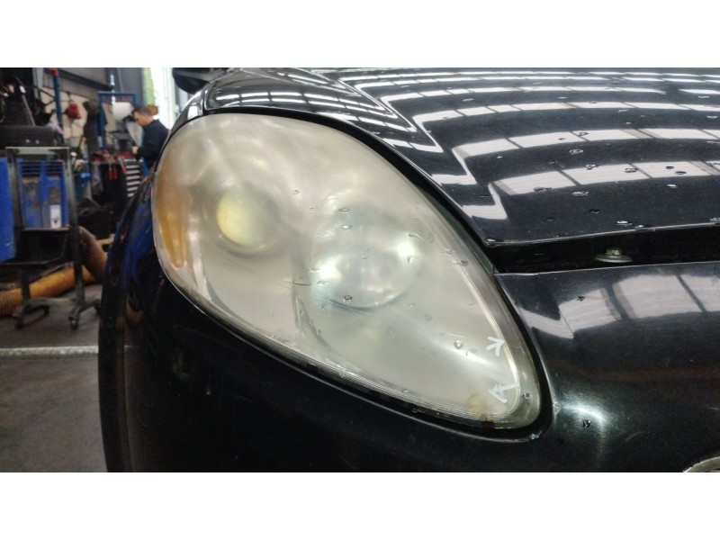 Recambio de faro derecho para fiat bravo ii (198_) 1.9 d multijet (198axb1a) referencia OEM IAM 5175753  