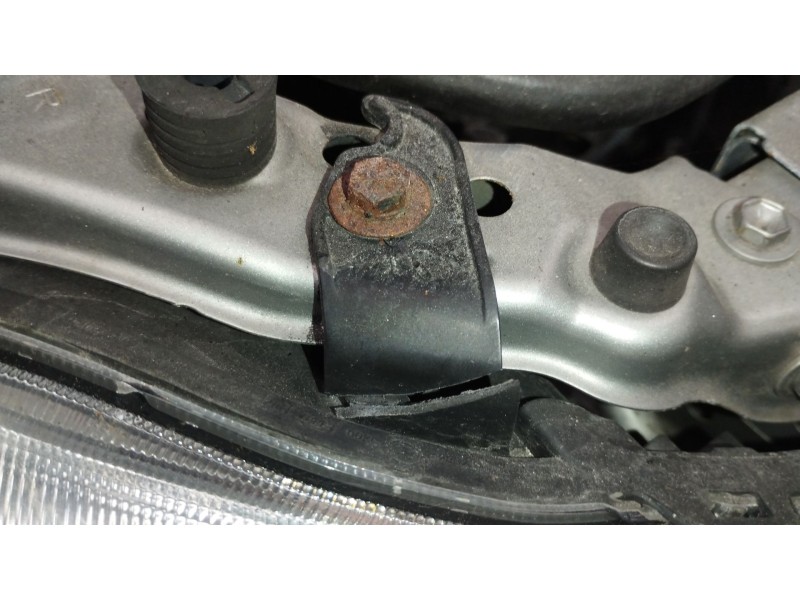 Recambio de faro derecho para toyota auris (_e18_) 1.4 d-4d (nde180_) referencia OEM IAM 8113002J61 89909424 