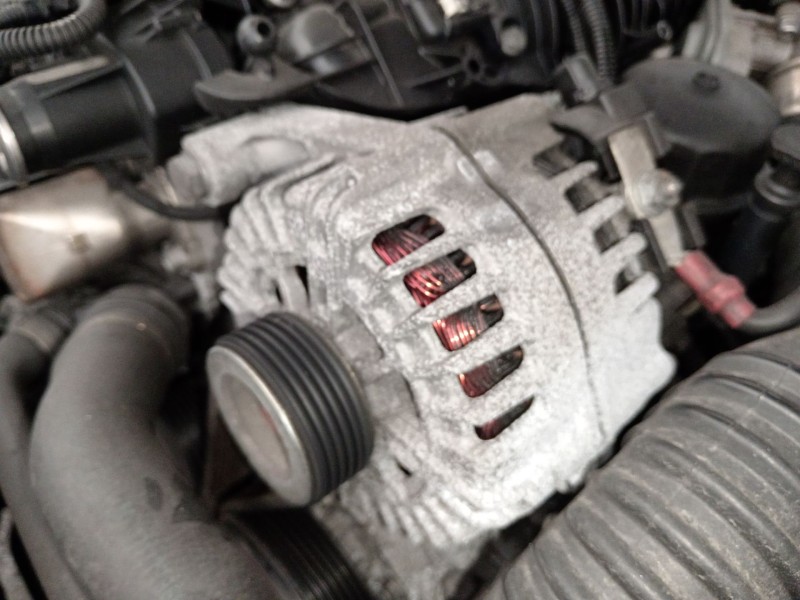 Recambio de alternador para bmw 1 (e81) 120 d referencia OEM IAM 7802261 FG18S019 