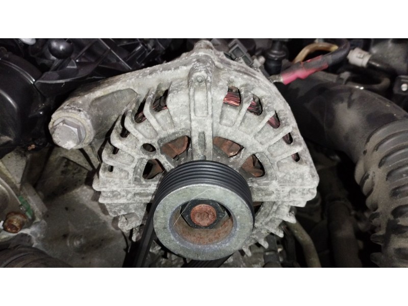 Recambio de alternador para bmw 5 touring (e61) 520 d referencia OEM IAM 7802261AI04 7802261 FG18S019