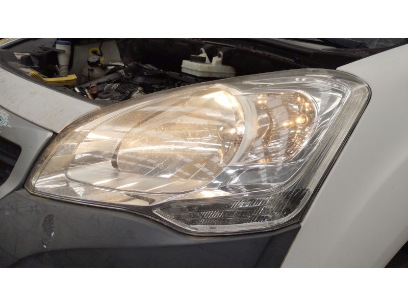 Recambio de faro izquierdo para peugeot partner furgoneta/monovolumen 1.6 hdi referencia OEM IAM 9682828280 89318031 