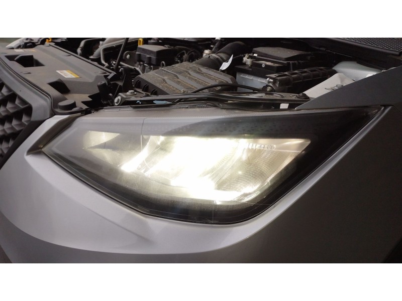 Recambio de faro izquierdo para seat arona referencia OEM IAM 6F1941005E  