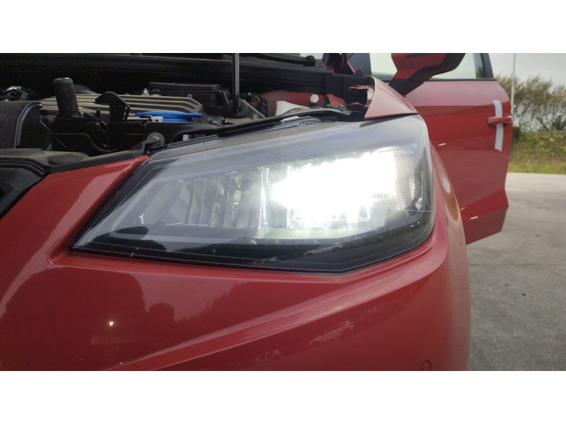 Recambio de faro izquierdo para seat ibiza (kj1) style referencia OEM IAM 6F1941005E  