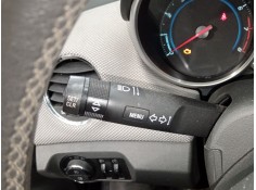 Recambio de mando intermitentes para chevrolet cruze (j300) 1.6 referencia OEM IAM 13500692  