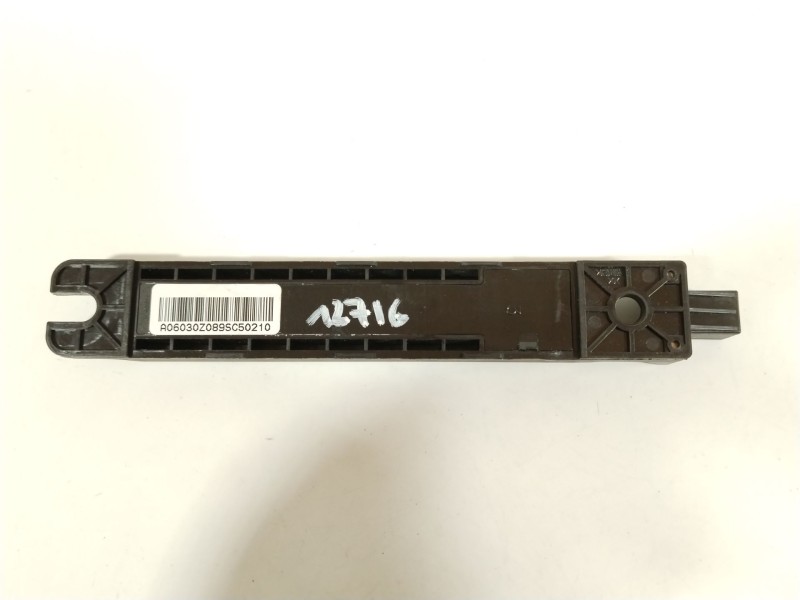 Recambio de antena para kia sorento iv (mq4, mq4a) 1.6 t-gdi hybrid referencia OEM IAM 95460L2300  