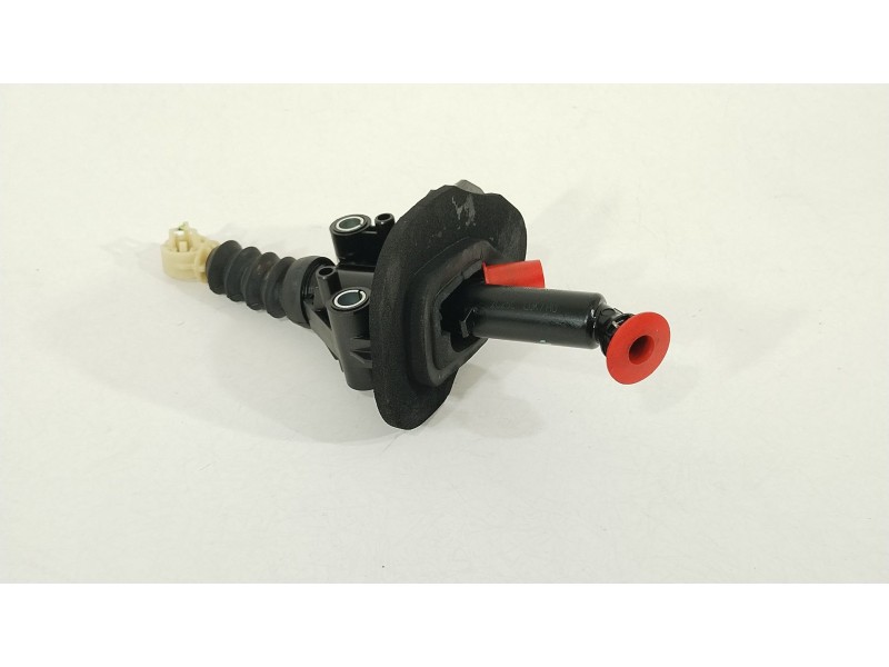 Recambio de bombin embrague para nissan qashqai iii (j12) 1.3 dig-t referencia OEM IAM 306106UB0A  