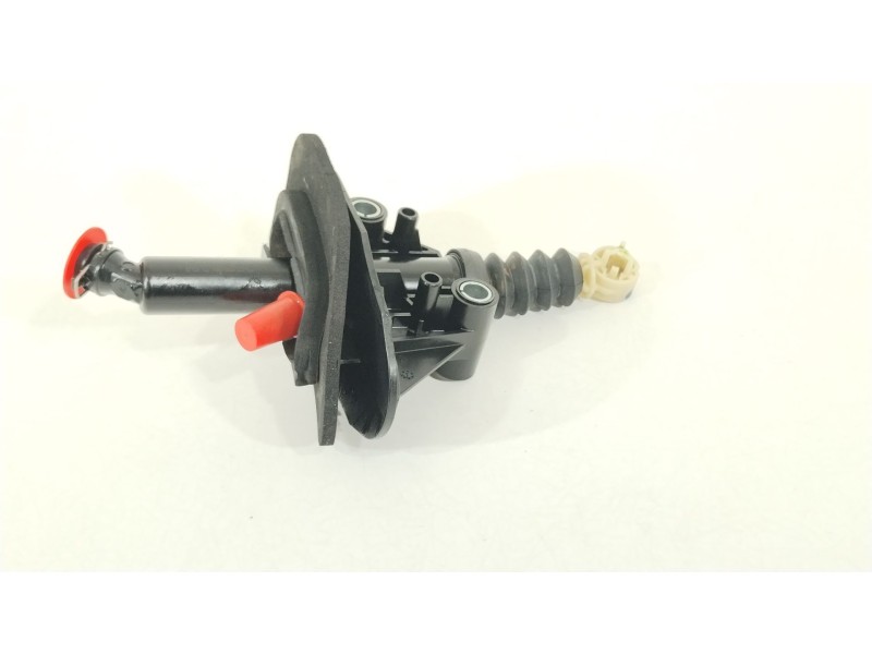 Recambio de bombin embrague para nissan qashqai iii (j12) 1.3 dig-t referencia OEM IAM 306106UB0A  