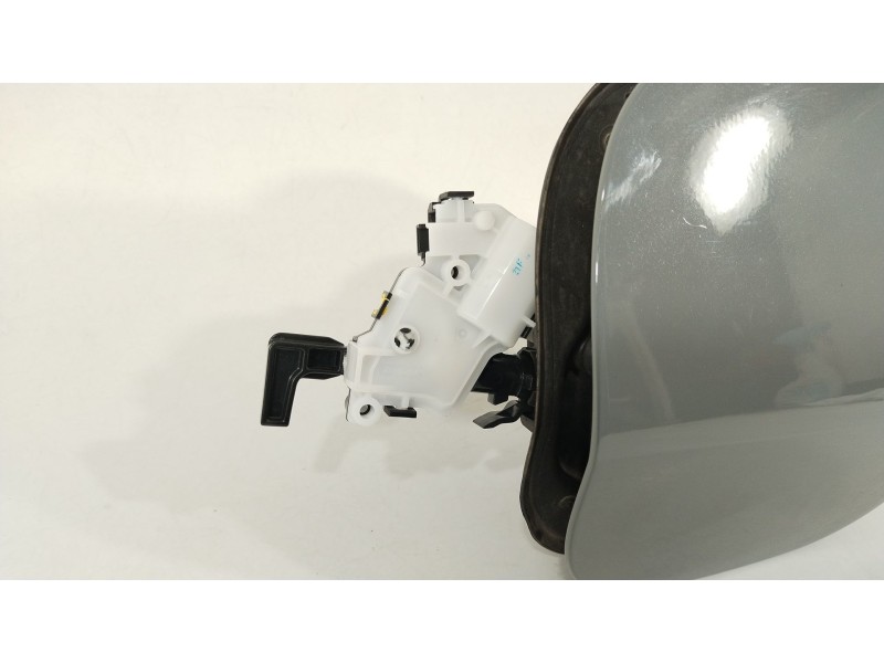 Recambio de tapa exterior combustible para nissan qashqai iii (j12) 1.3 dig-t referencia OEM IAM 781206UA0A 788326UA0H 