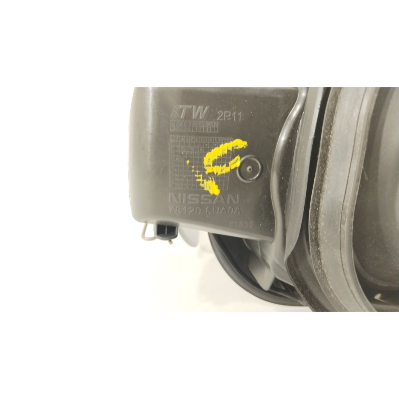 Recambio de tapa exterior combustible para nissan qashqai iii (j12) 1.3 dig-t referencia OEM IAM 781206UA0A 788326UA0H 