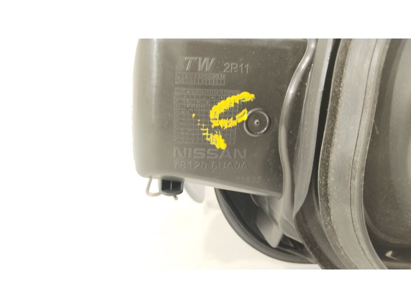 Recambio de tapa exterior combustible para nissan qashqai iii (j12) 1.3 dig-t referencia OEM IAM 781206UA0A 788326UA0H 
